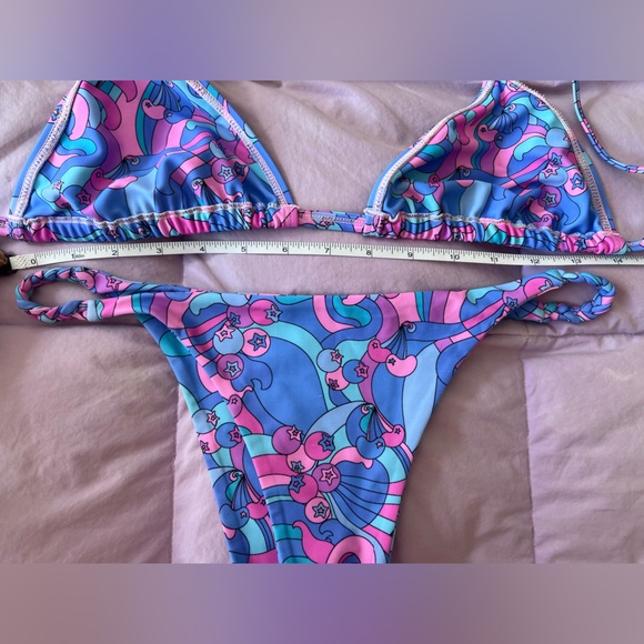 Kulani Kini Razzleberry bikini. EUC - Picture 4 of 8